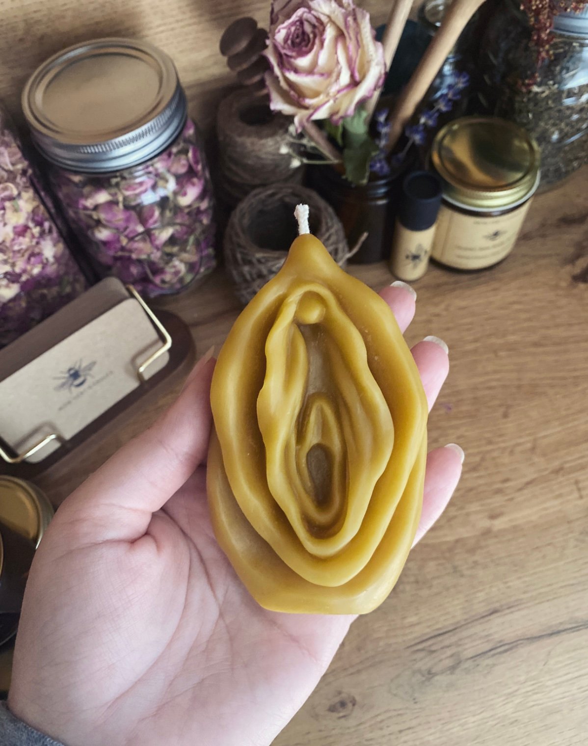 Honey Womb Candle - Image 2