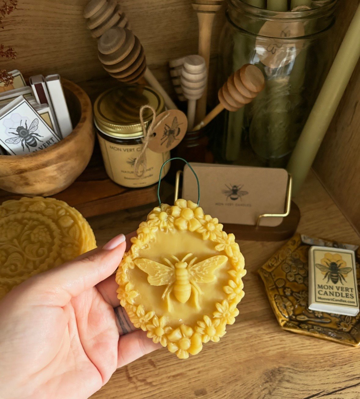 Honeybee Suncatcher - Image 3